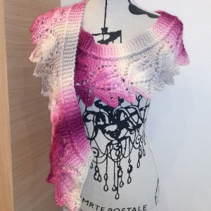 Ombre effect lace scarf/shawl